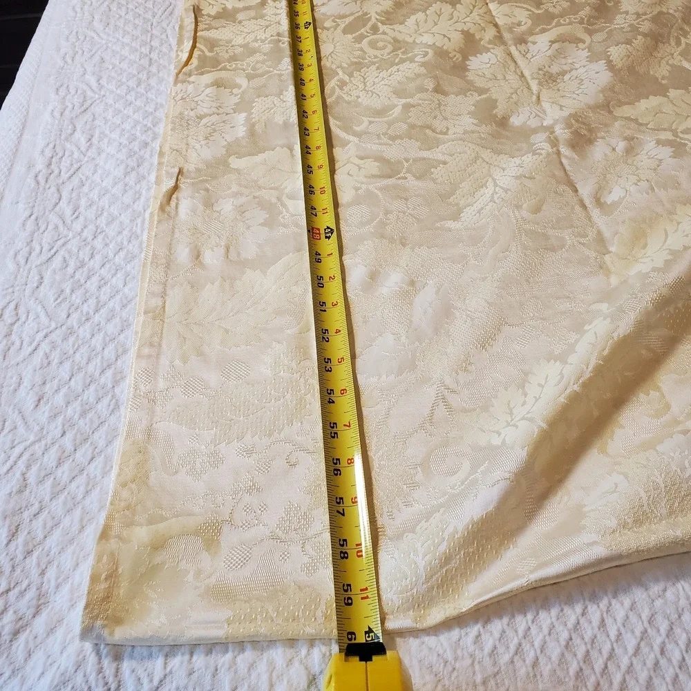 Wedgwood Formal Traditions Yellow Damask‎ Rectangle Tablecloth 60